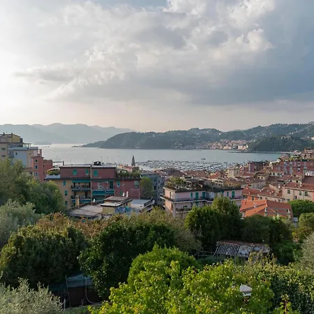Il Mare Di Nonna Vi * Lerici