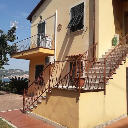 Holiday home Il Mare Di Nonna Vi Lerici